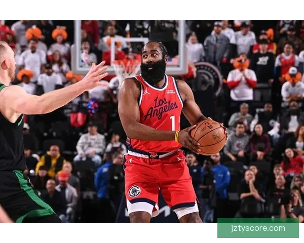 胜率超五成 泰伦卢强调小卡健康感谢哈登祖巴茨贡献